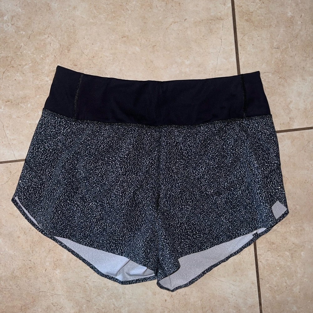 NEW Athleta Printed Mesh Racer Run Shorts (XS)